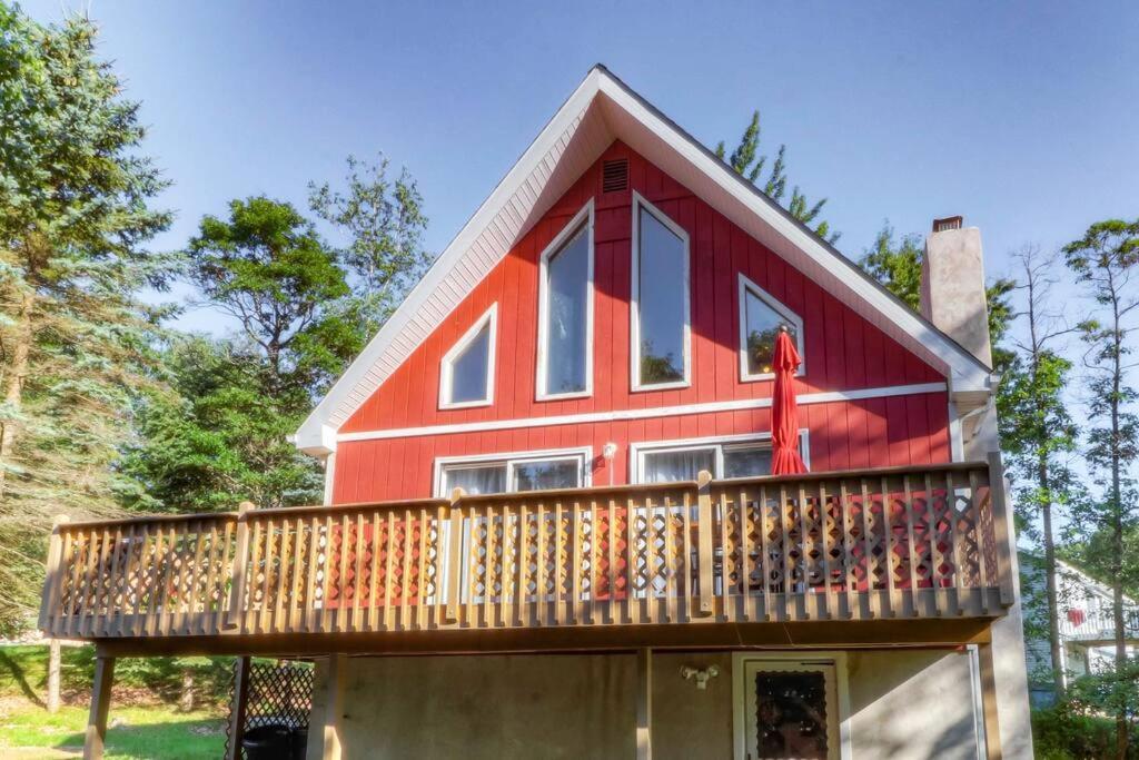 Beautiful With Hot Tub & Sauna In Poconos