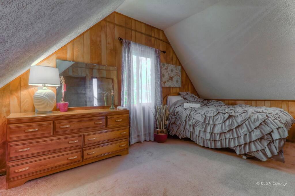 Beautiful With Hot Tub & Sauna In Poconos *